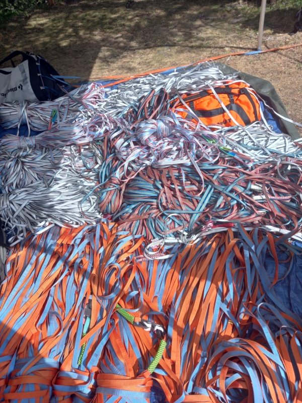 pile of webbing